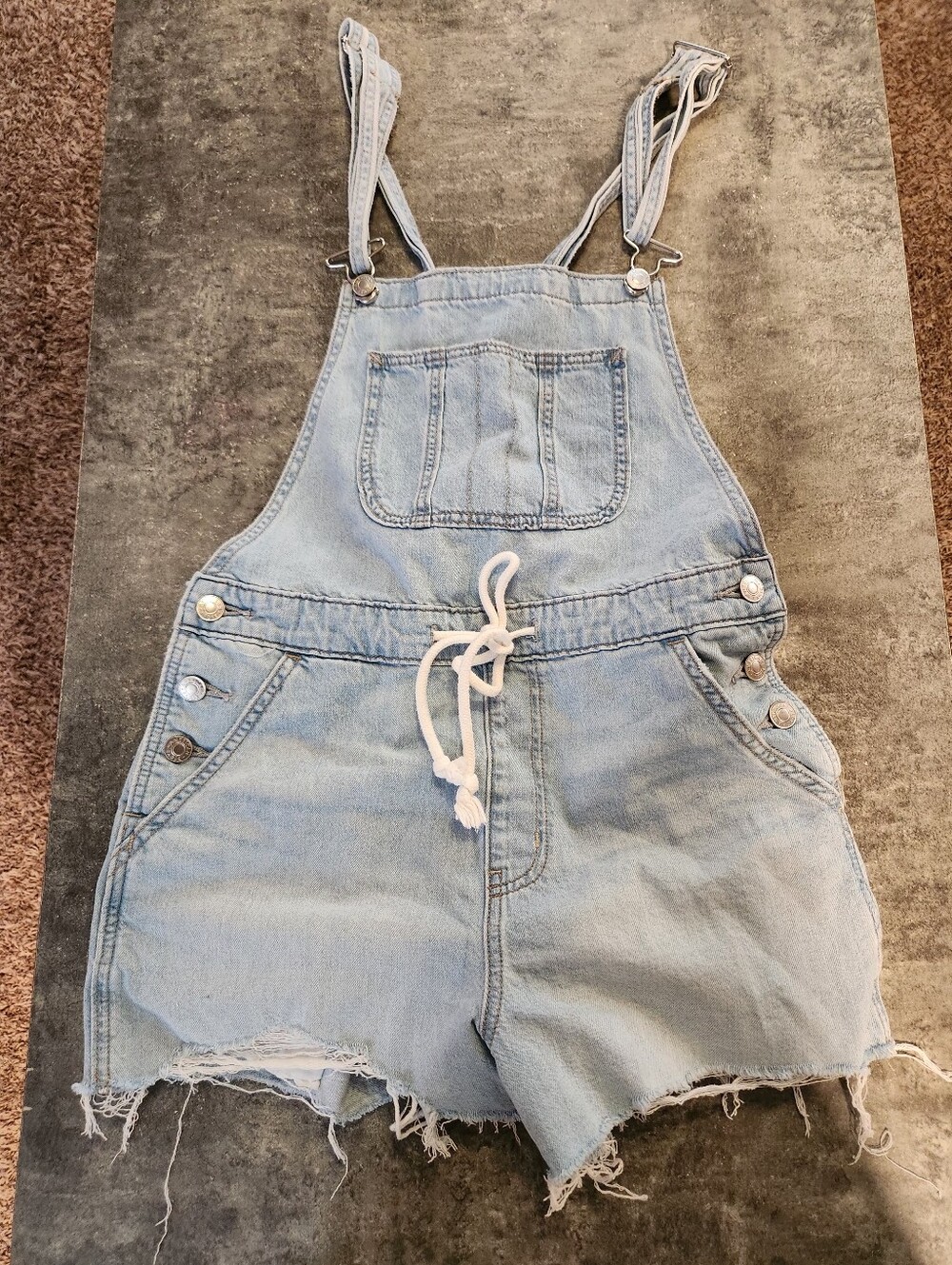 American Eagle short overalls